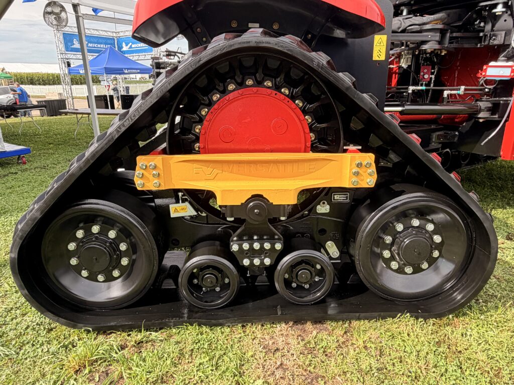 Michelin Unveils MICHELIN BIBTRACK Agricultural Tracks at Farm Progress 4 IMG 2831 82174